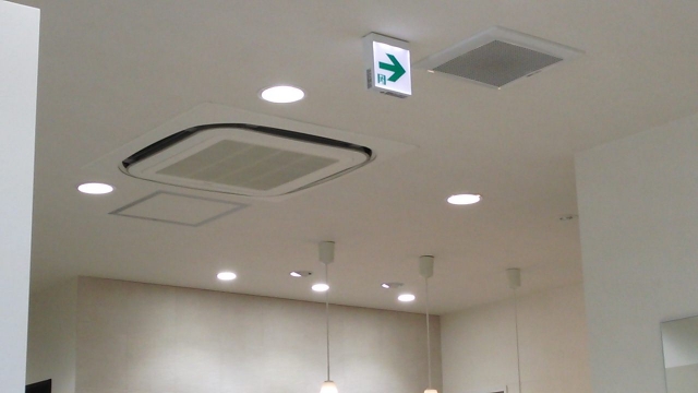 富山県の商業施設 業務用エアコン設置